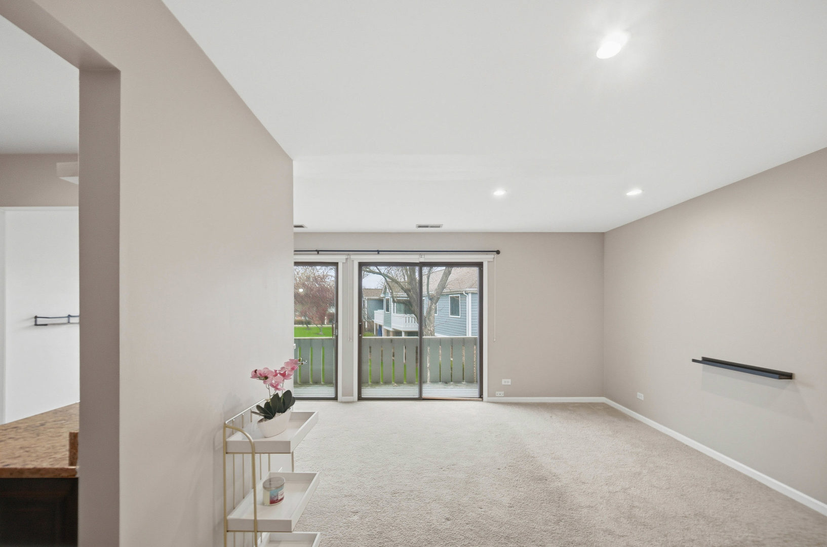 1502 7 Pines Road, Unit C2 Schaumburg, IL 60193 - Photo 6 of 19