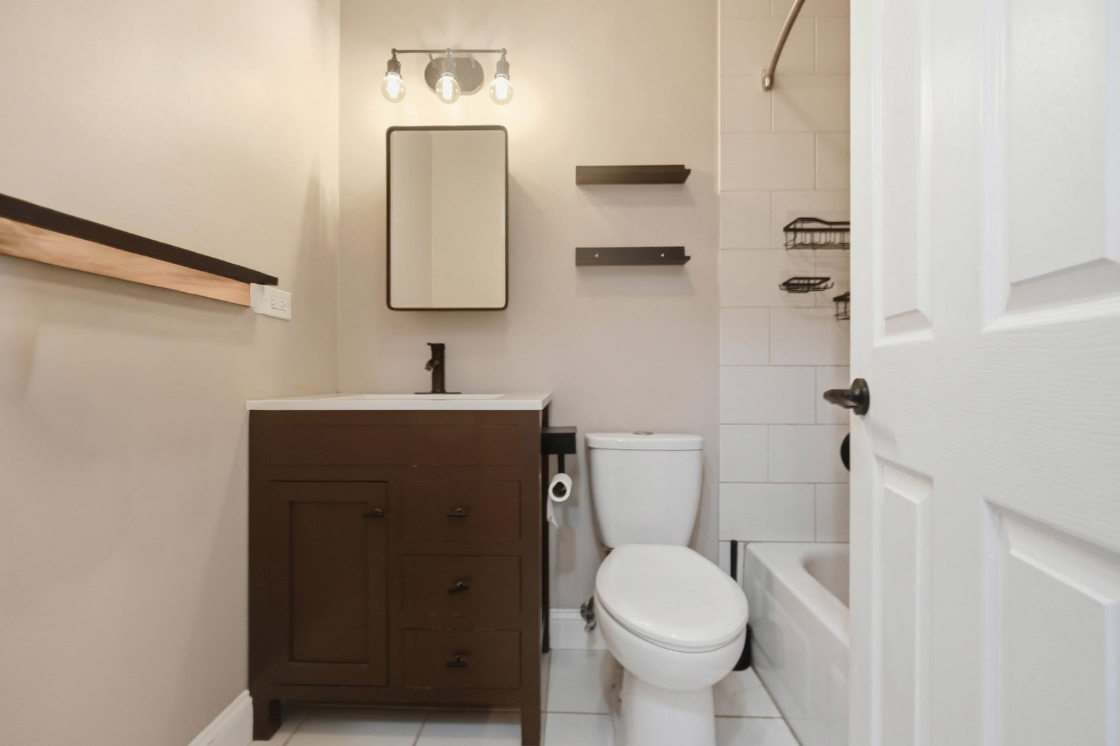 1502 7 Pines Road, Unit C2 Schaumburg, IL 60193 - Photo 8 of 19