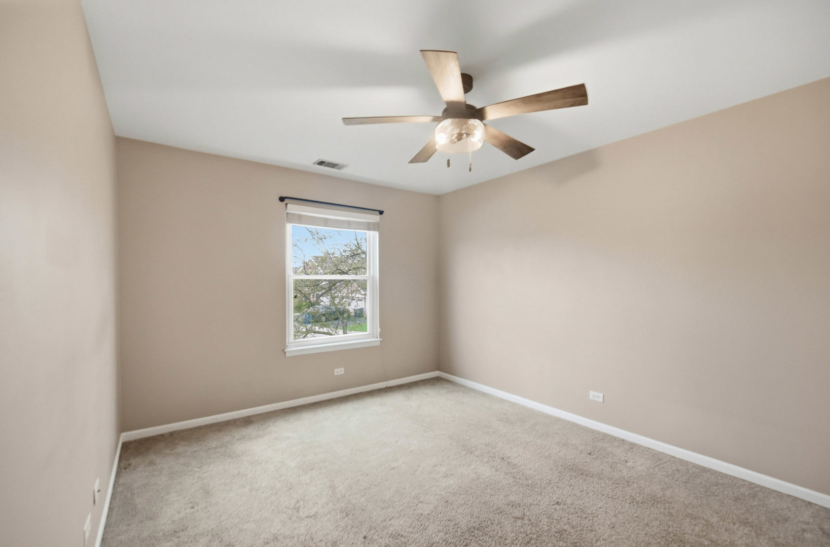 1502 7 Pines Road, Unit C2 Schaumburg, IL 60193 - Photo 10 of 19