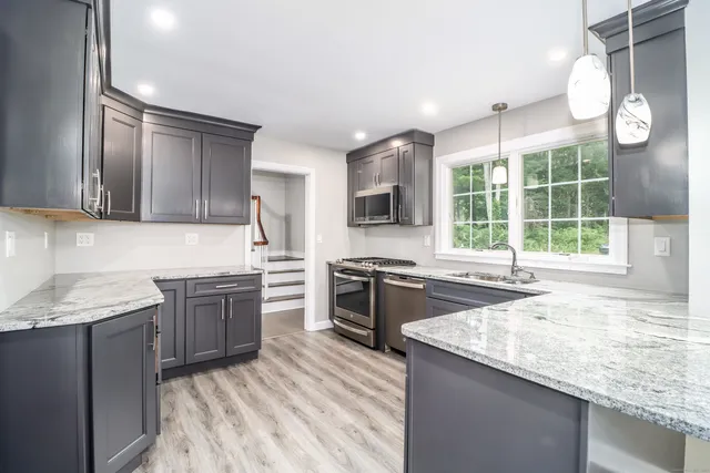 $769,000 | 22 Lonetown Road, Redding, CT 06896