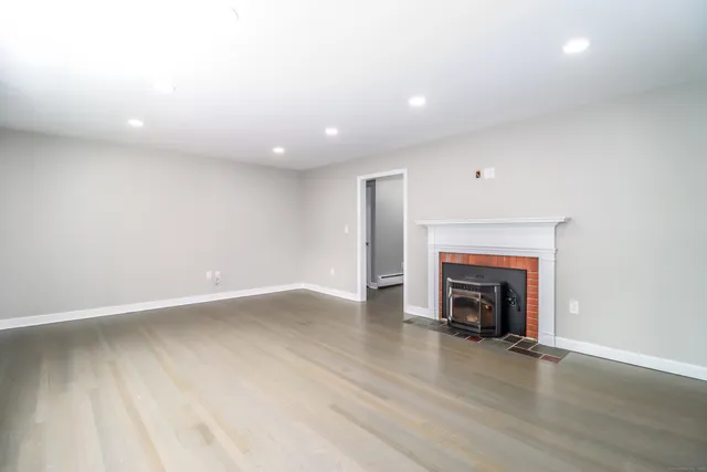 $769,000 | 22 Lonetown Road, Redding, CT 06896