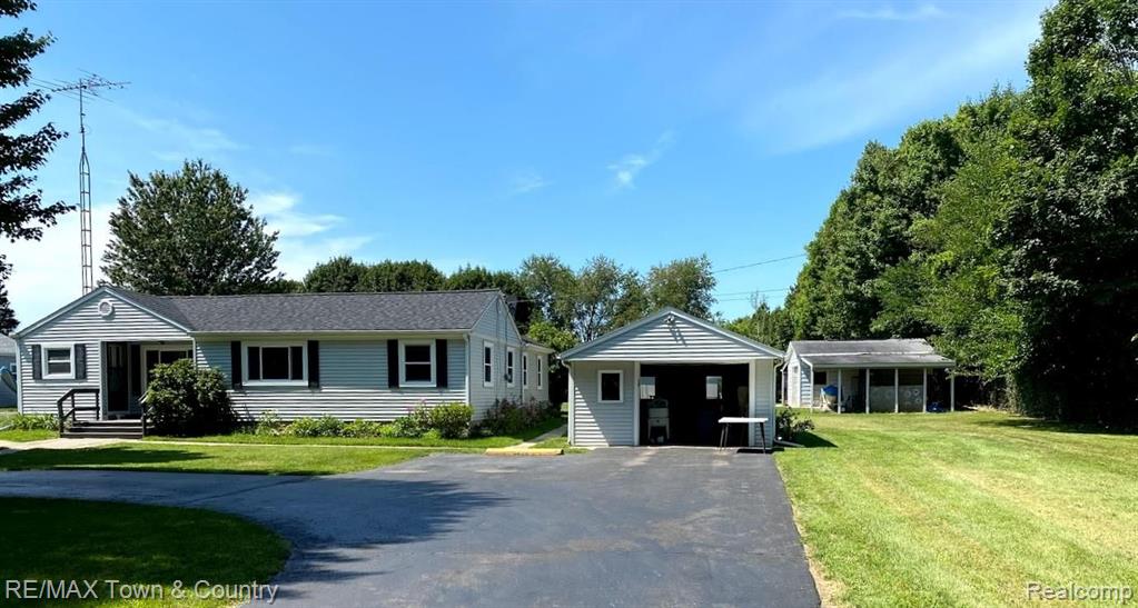 7275 North Webster Road Mount Morris, MI 48458 - Photo 2 of 15 Gallery Image 2
