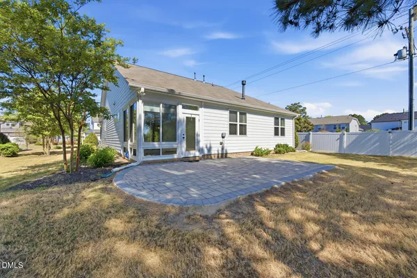 $2,195 | 305 Long Lake Drive, Fuquay-Varina, NC 27526