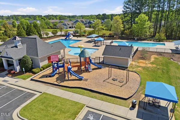 $2,195 | 305 Long Lake Drive, Fuquay-Varina, NC 27526