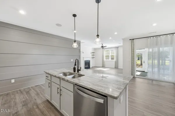 $2,195 | 305 Long Lake Drive, Fuquay-Varina, NC 27526