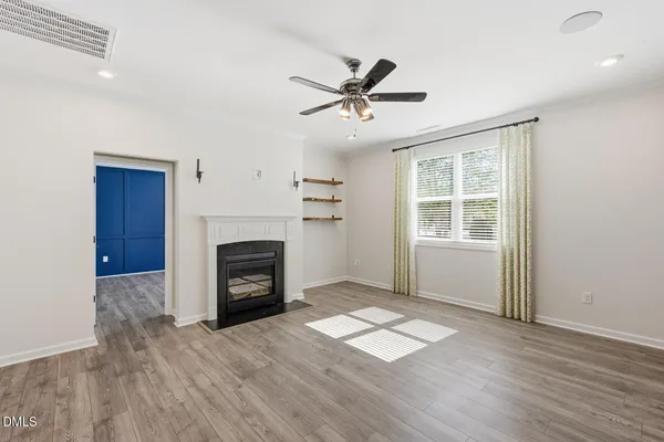 $2,195 | 305 Long Lake Drive, Fuquay-Varina, NC 27526