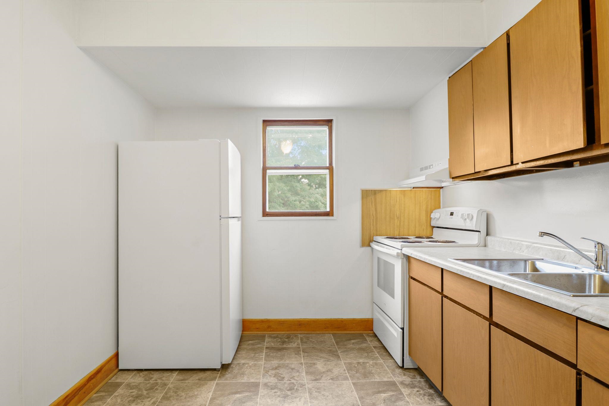 3570 Ridgeway Avenue Madison, WI 53704 - Photo 19 of 36 Gallery Image 19