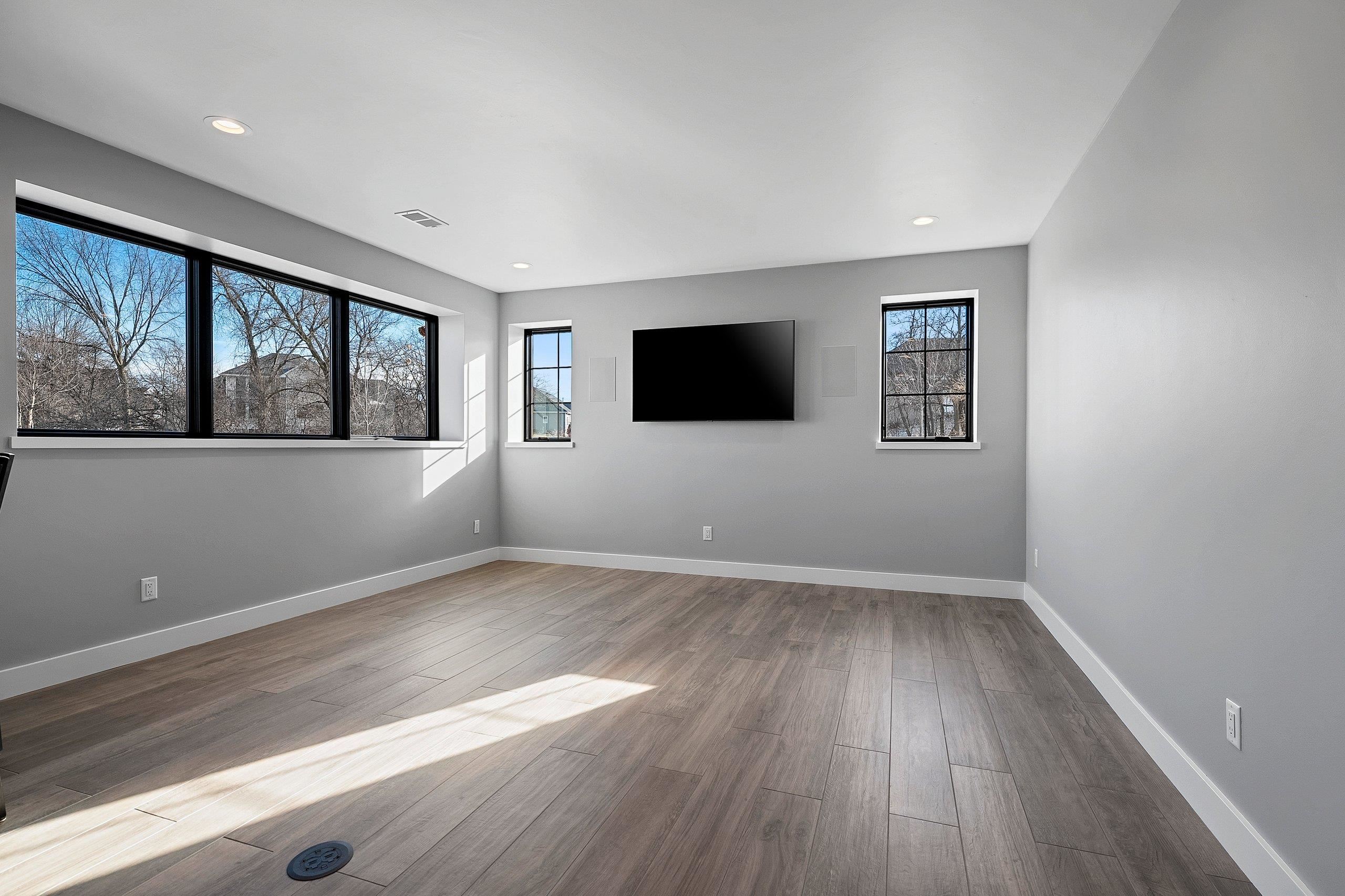 2011 Labyrinth Lane De Pere, WI 54115 - Photo 53 of 86