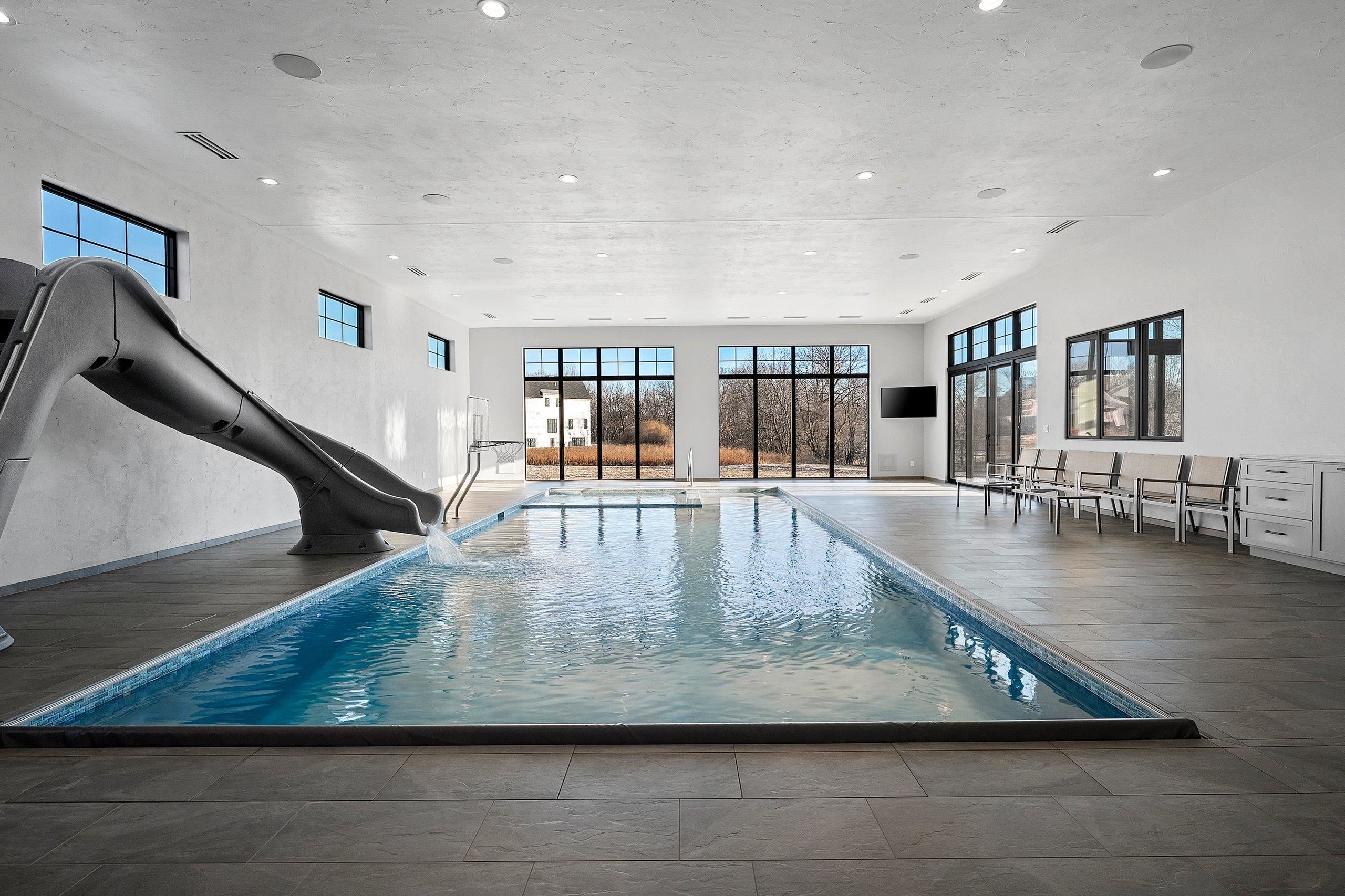 2011 Labyrinth Lane De Pere, WI 54115 - Photo 66 of 86