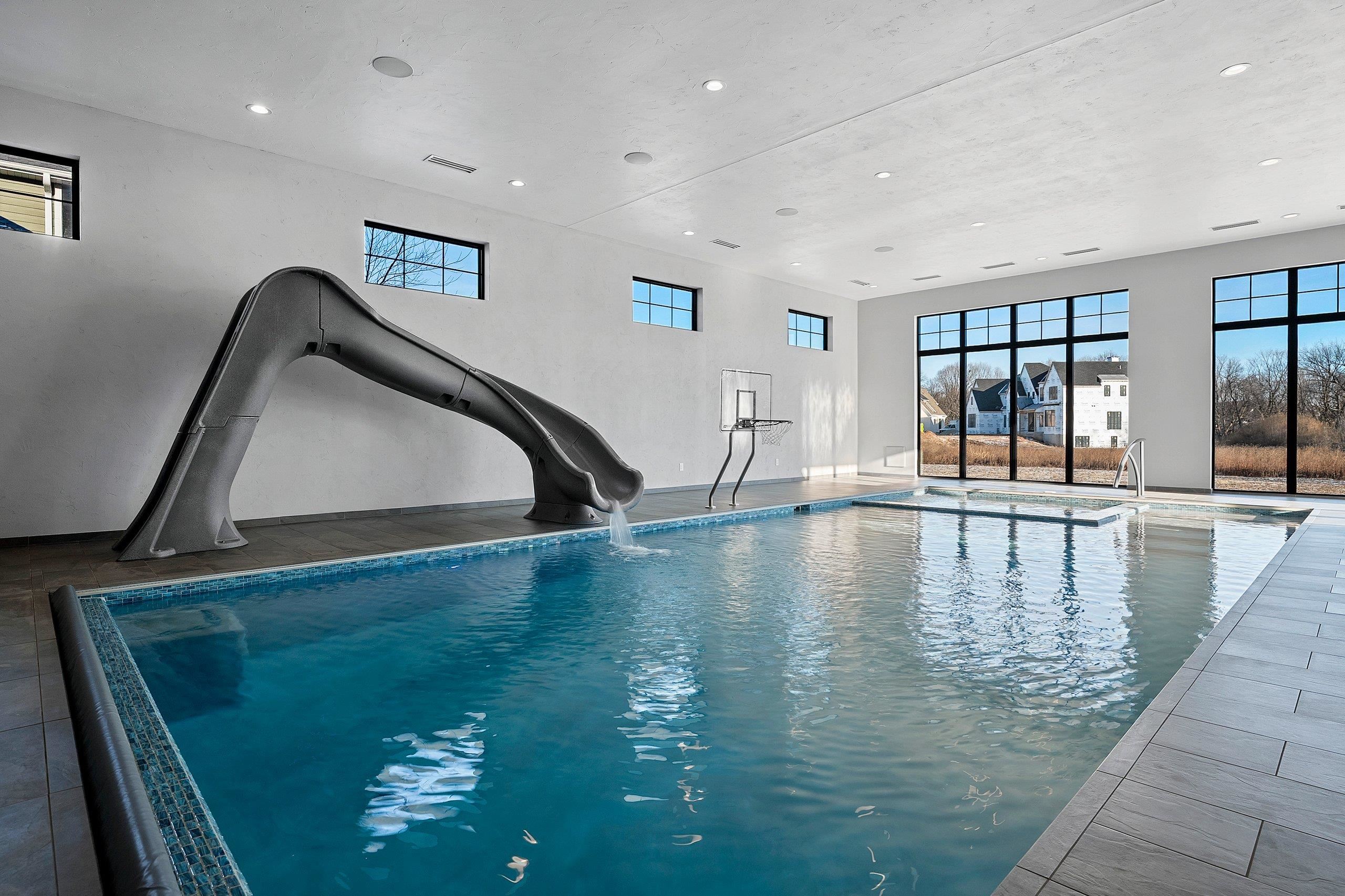 2011 Labyrinth Lane De Pere, WI 54115 - Photo 67 of 86