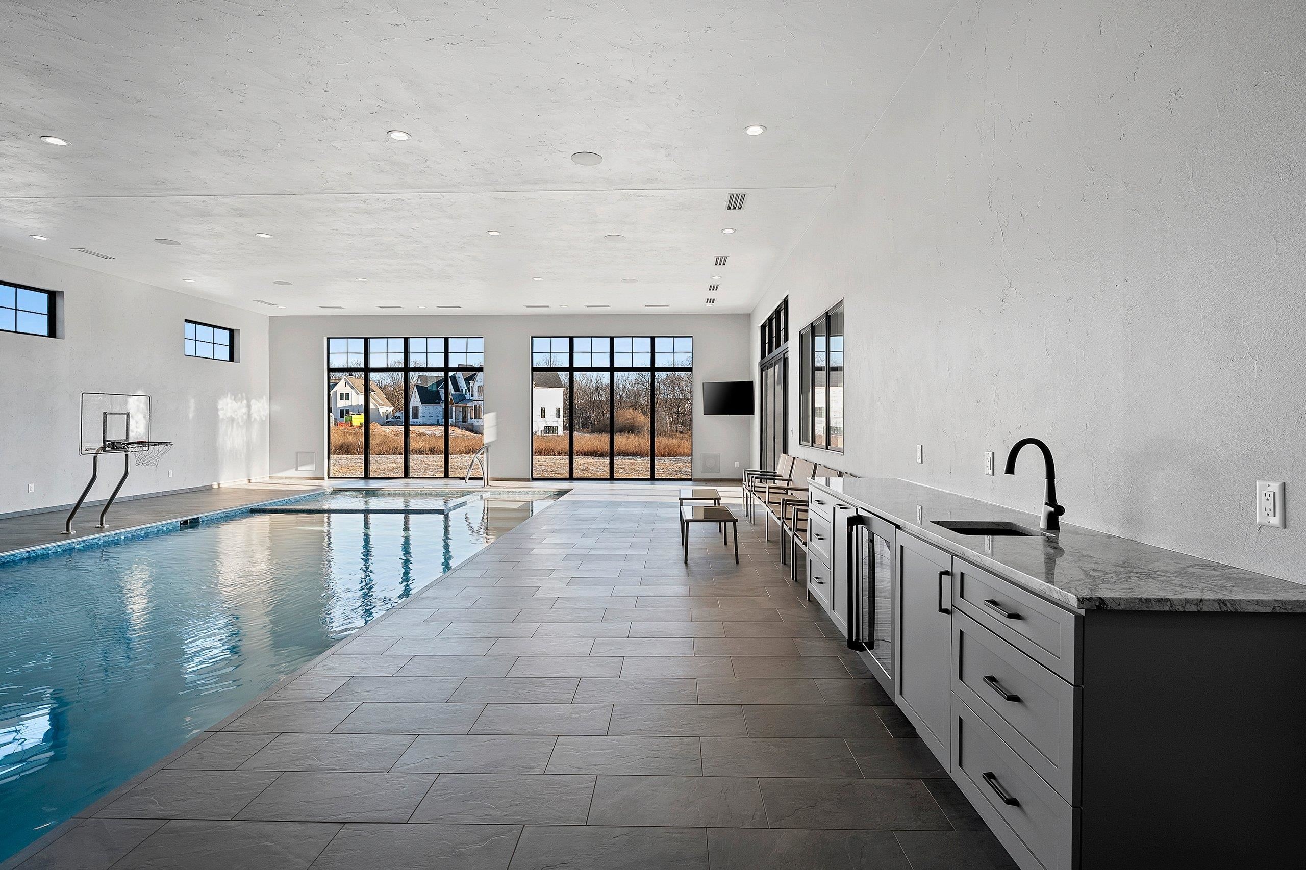 2011 Labyrinth Lane De Pere, WI 54115 - Photo 72 of 86