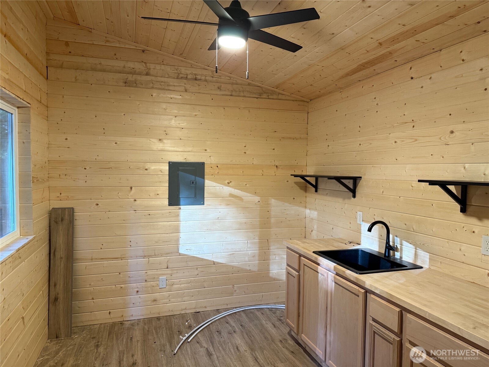 56115 Kernahan Road East Ashford, WA 98304 - Photo 10 of 13