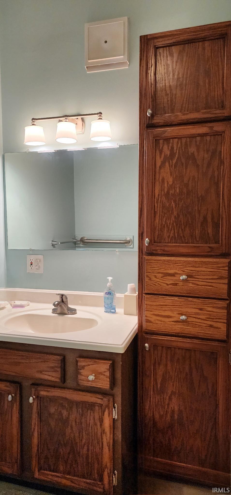 210 Northeast 10th Street Washington, IN 47501 - Photo 16 of 36