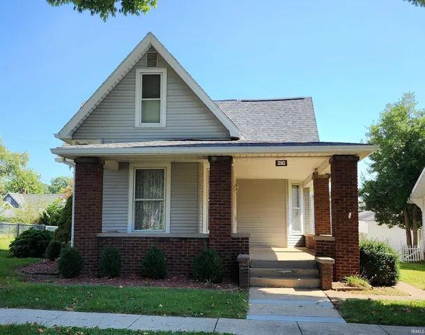 $199,700 | 210 Northeast 10th Street, Washington, IN 47501