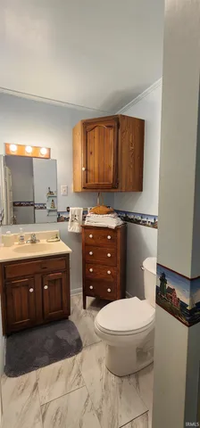 $199,700 | 210 Northeast 10th Street, Washington, IN 47501