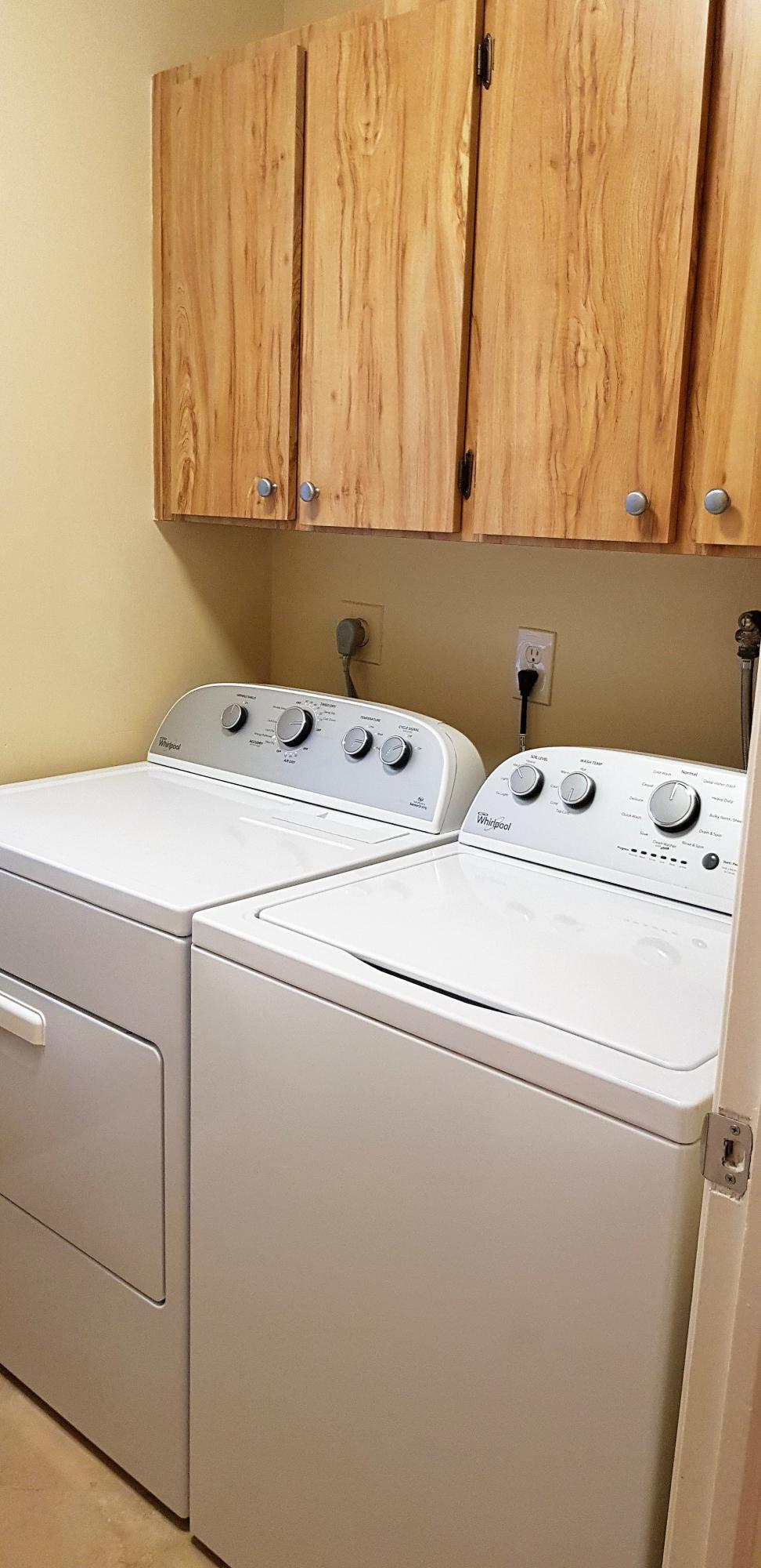 23344 Southwest 55th Way, Unit B Boca Raton, FL 33433 - Photo 16 of 40 Laundry Room