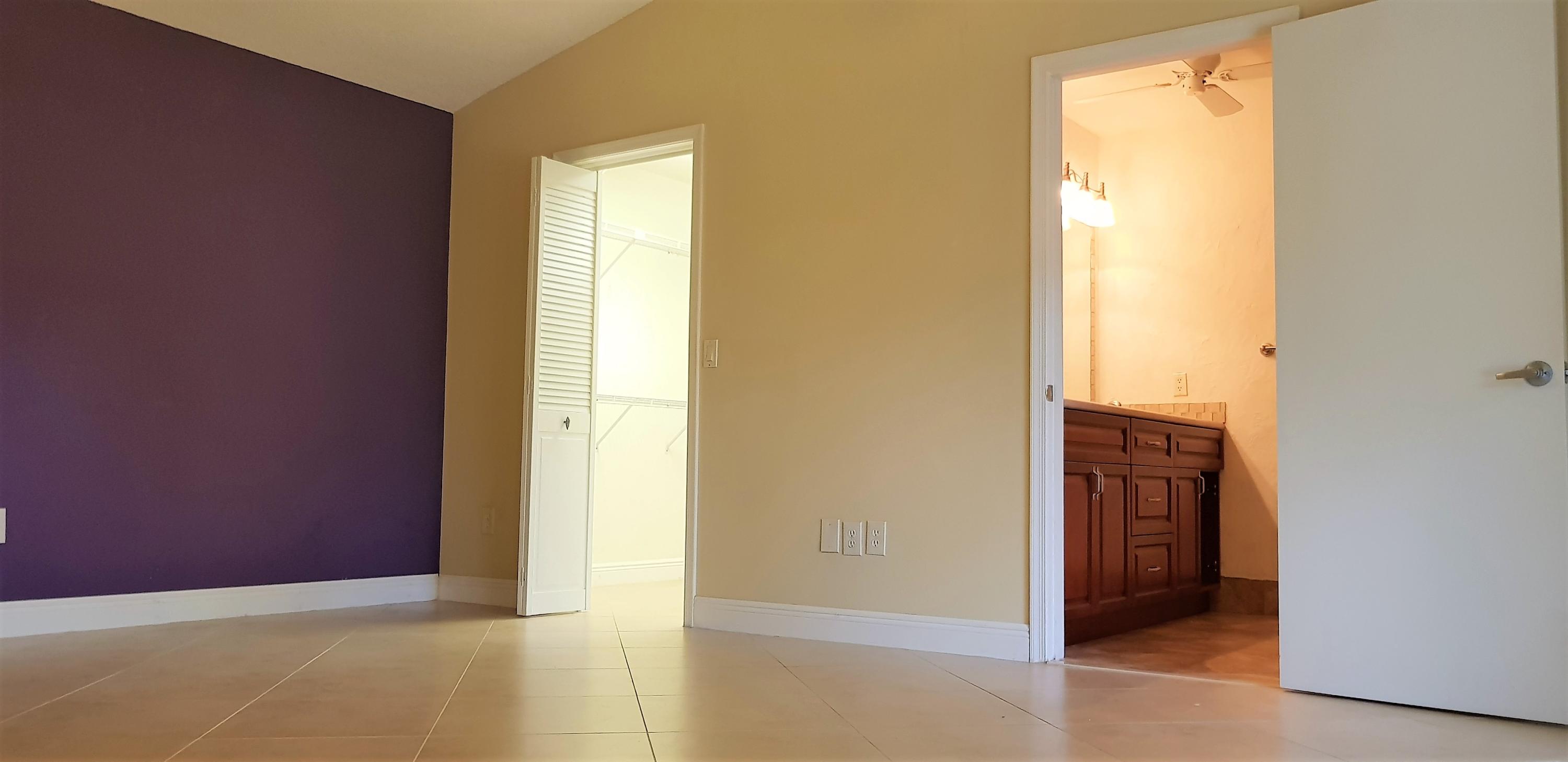 23344 Southwest 55th Way, Unit B Boca Raton, FL 33433 - Photo 21 of 40 Master Bedroom