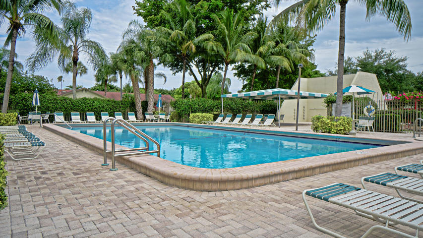 23344 Southwest 55th Way, Unit B Boca Raton, FL 33433 - Photo 40 of 40 Pool