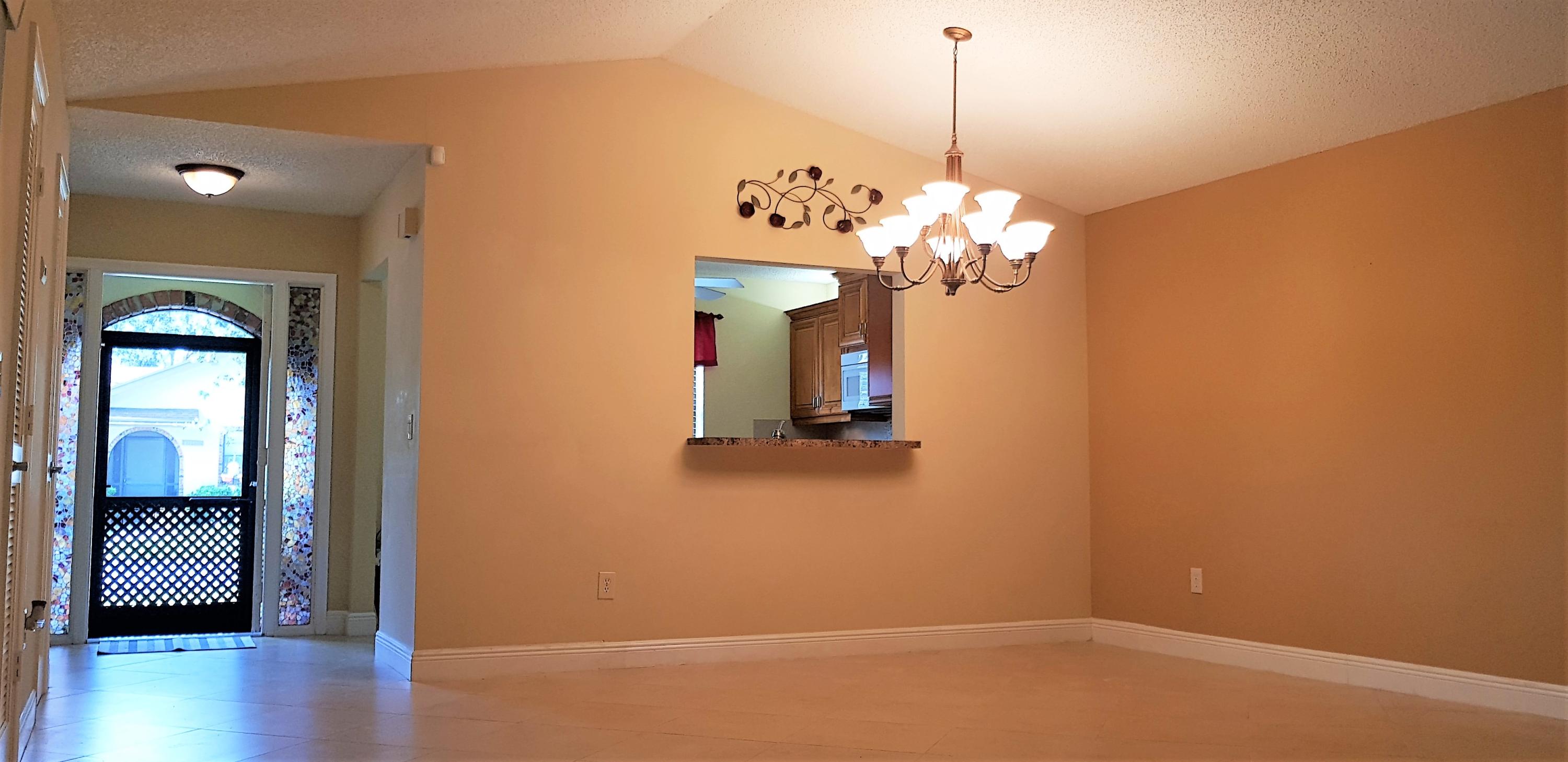 23344 Southwest 55th Way, Unit B Boca Raton, FL 33433 - Photo 8 of 40 Dining Area