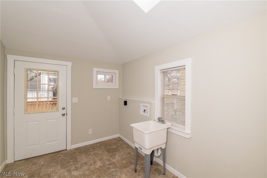 2603 Princeton Road Cleveland, OH 44118 - Photo 19 of 23 Gallery Image 19