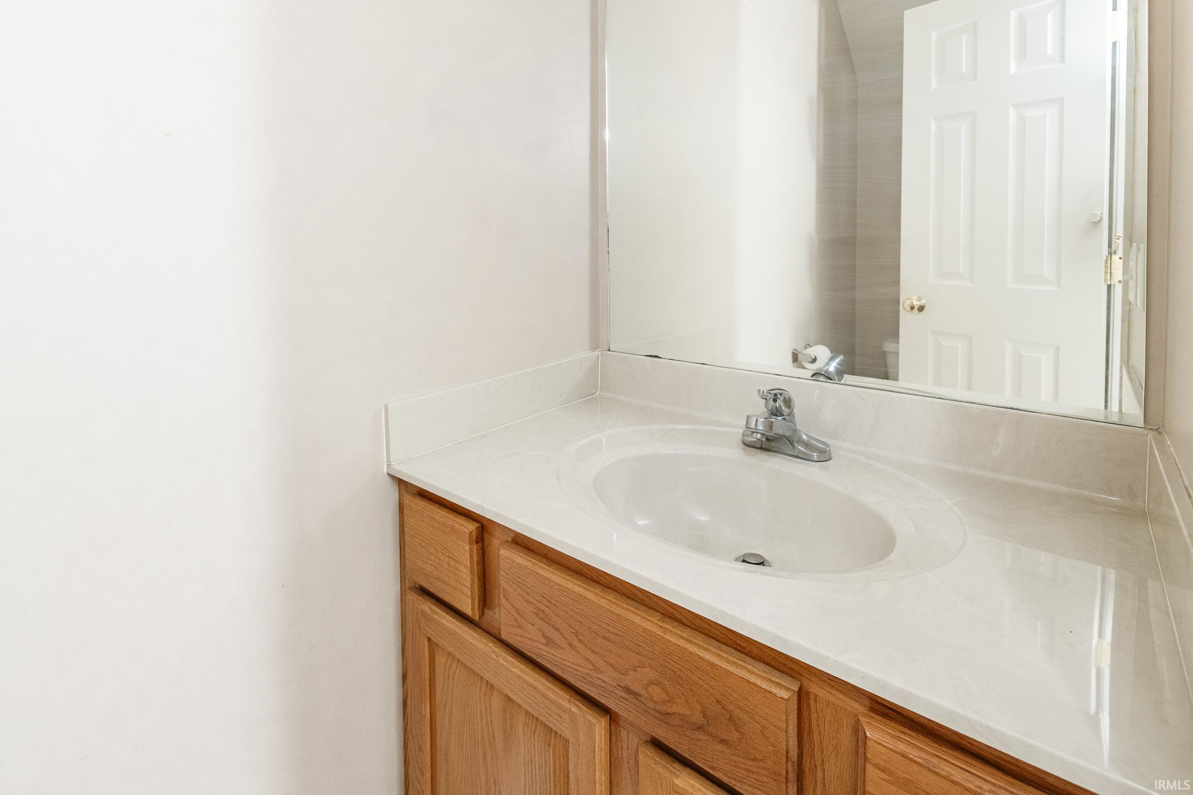 5713 West Monarch Court Bloomington, IN 47403 - Photo 12 of 29