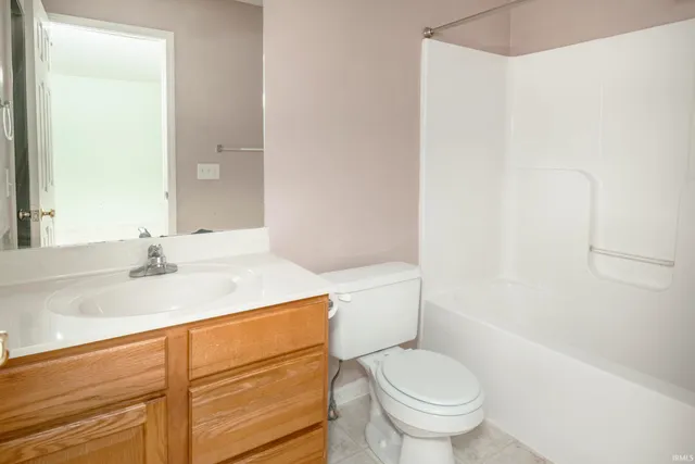 $219,900 | 5713 West Monarch Court, Bloomington, IN 47403