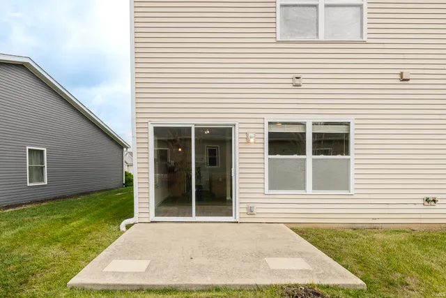 $219,900 | 5713 West Monarch Court, Bloomington, IN 47403