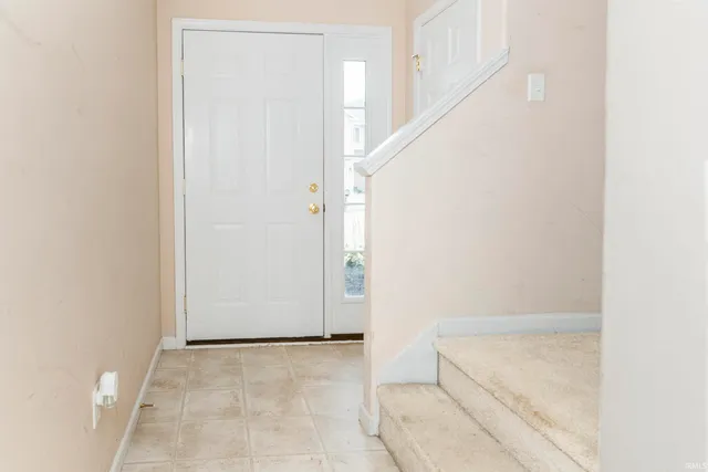 $219,900 | 5713 West Monarch Court, Bloomington, IN 47403