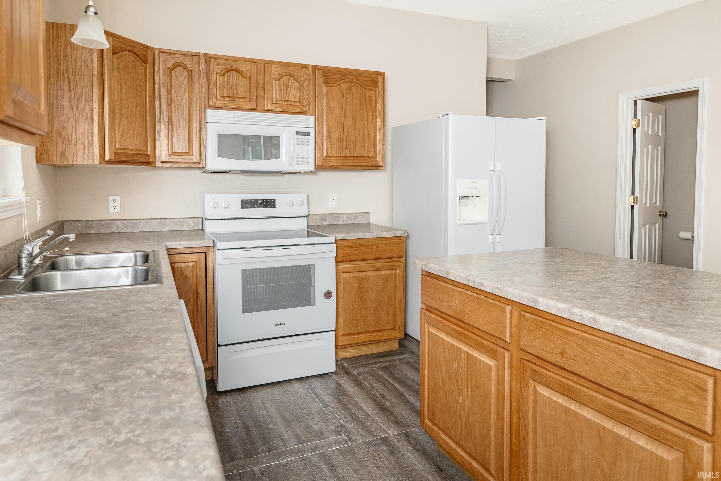 5713 West Monarch Court Bloomington, IN 47403 - Photo 9 of 29