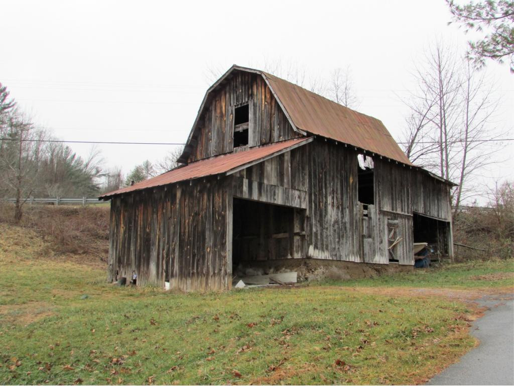321 & Campbell Road Butler, TN 37640 - Photo 5 of 8 Photo 5