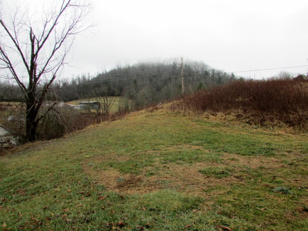 321 & Campbell Road Butler, TN 37640 - Photo 7 of 8 Photo 7