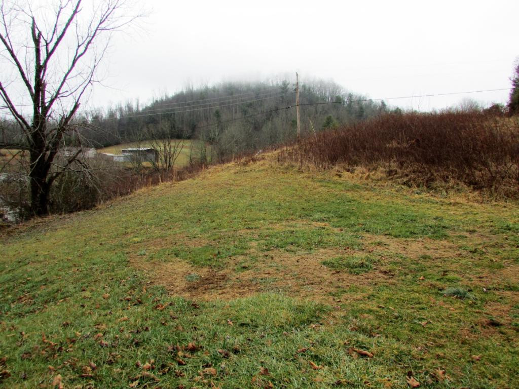 321 & Campbell Road Butler, TN 37640 - Photo 8 of 8 Photo 8