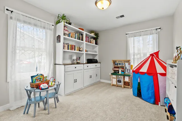 $214,900 | 5812 Deerfield Street, Portage, MI 49024