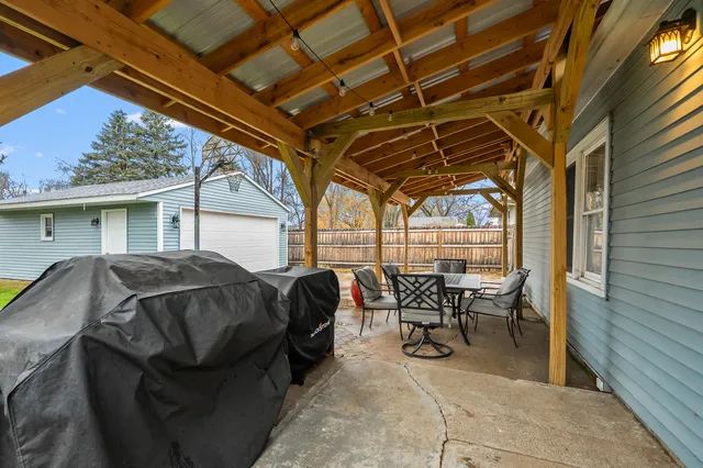 $214,900 | 5812 Deerfield Street, Portage, MI 49024