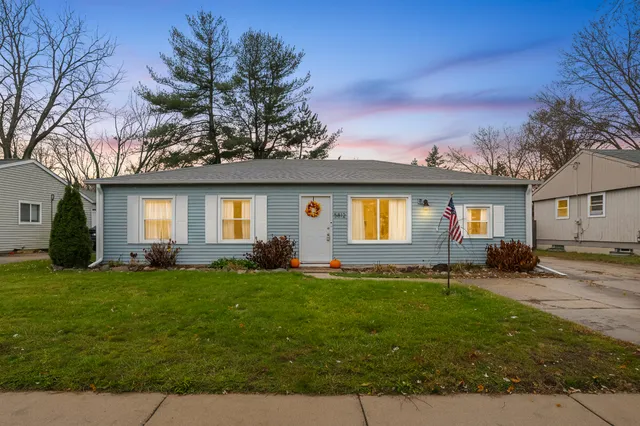 $214,900 | 5812 Deerfield Street, Portage, MI 49024