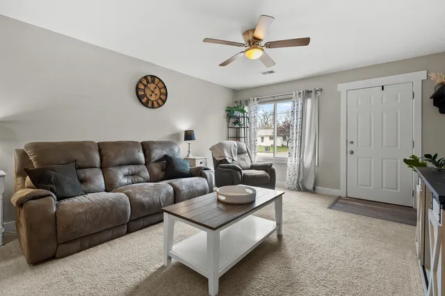 $214,900 | 5812 Deerfield Street, Portage, MI 49024