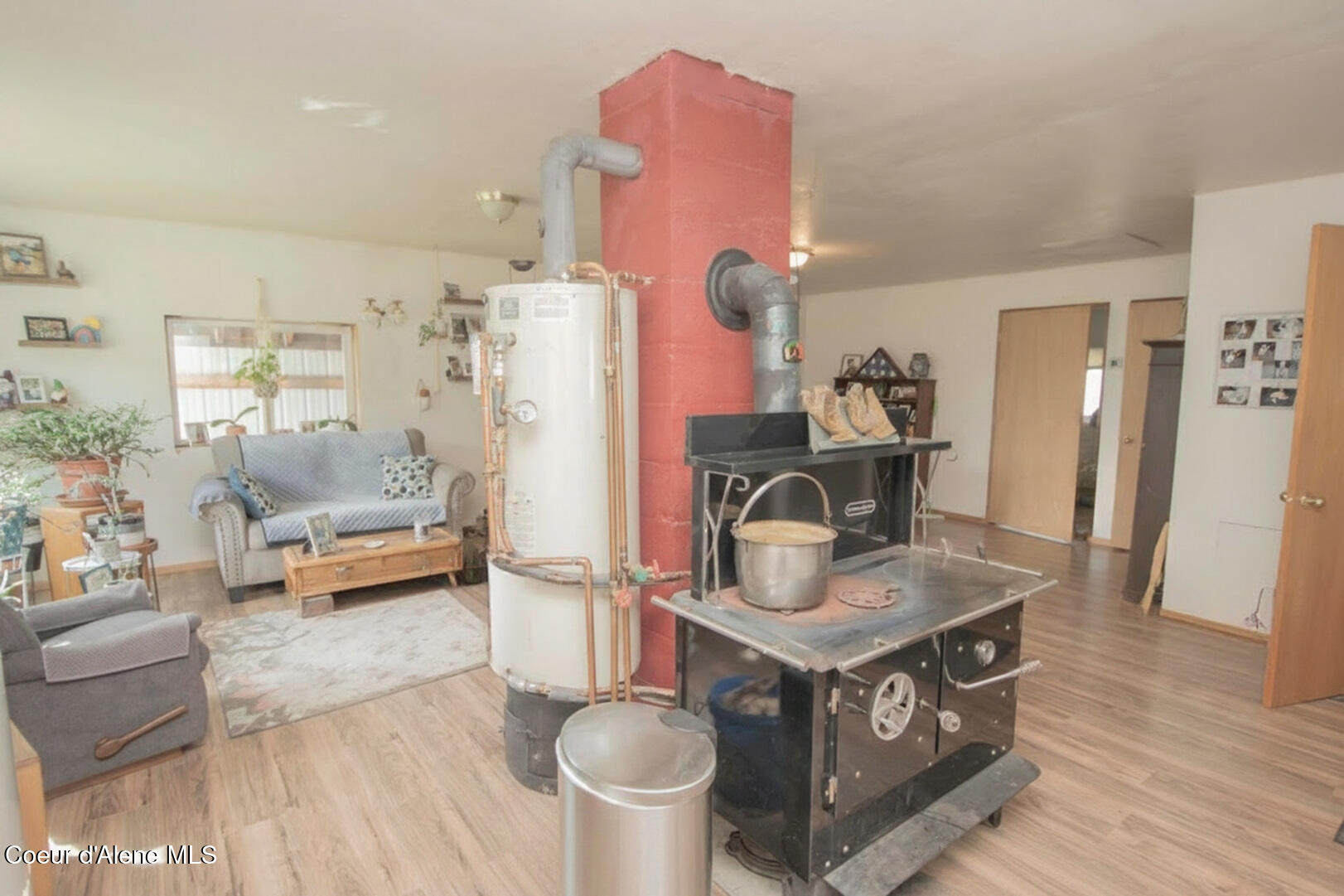 2884 Morris Road Naples, ID 83847 - Photo 14 of 50 2884Morris00014