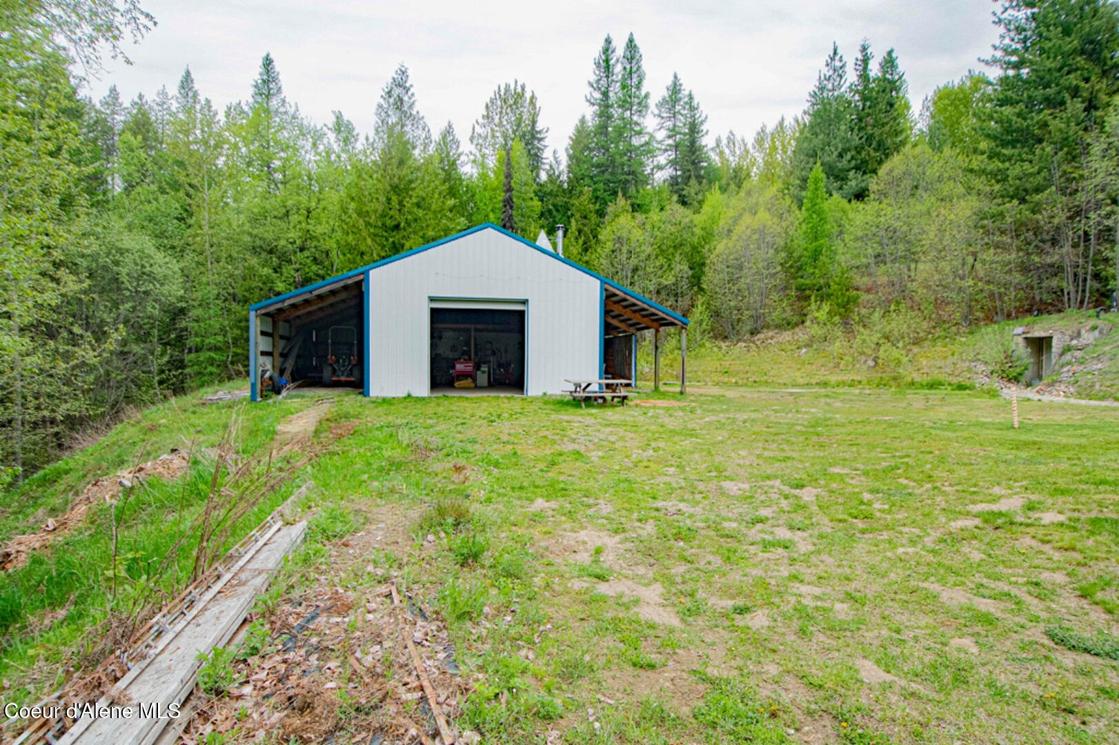 2884 Morris Road Naples, ID 83847 - Photo 20 of 50 2884Morris00020