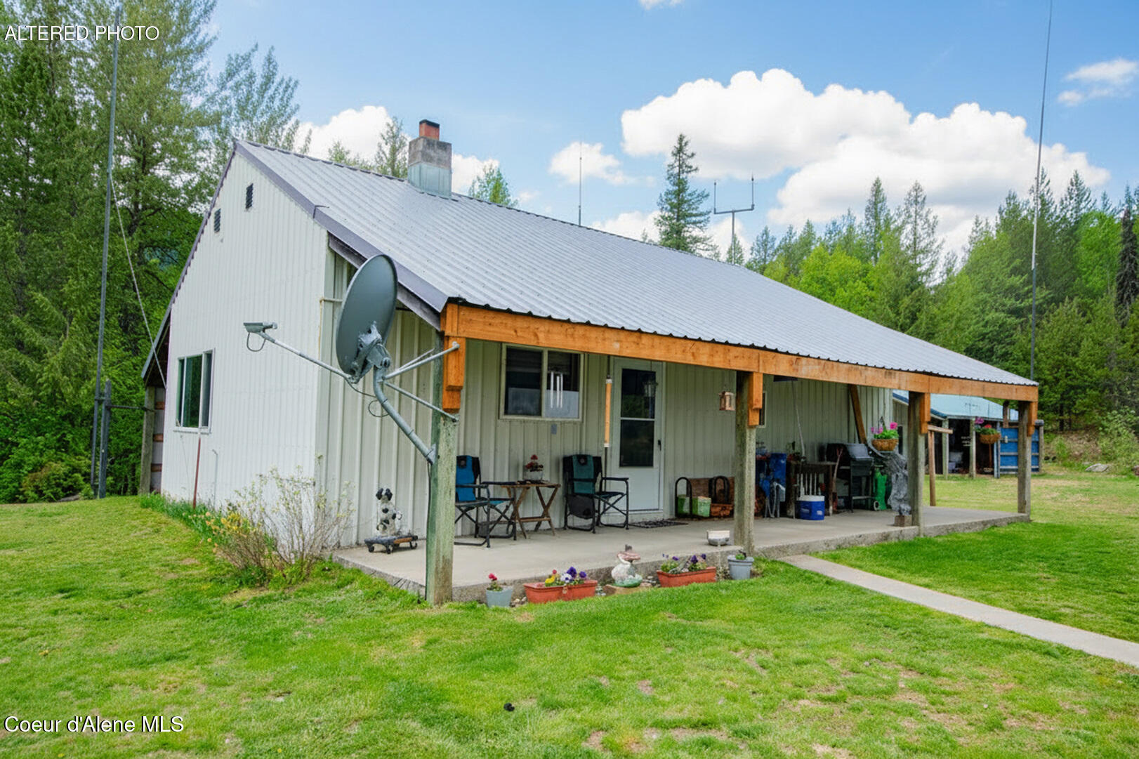 2884 Morris Road Naples, ID 83847 - Photo 2 of 50 2884Morris00002