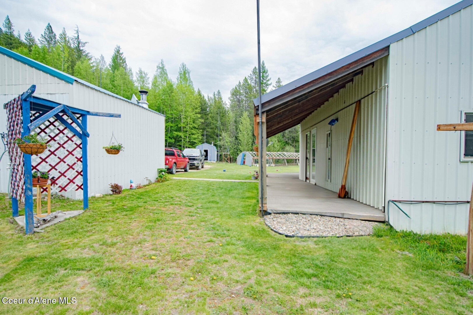 2884 Morris Road Naples, ID 83847 - Photo 7 of 50 2884Morris00007