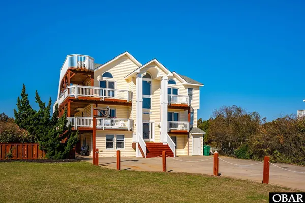 $1,575,000 | 1006 Whalehead Drive, Unit 40, Corolla, NC 27927