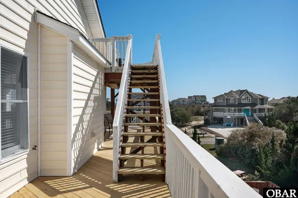 $1,575,000 | 1006 Whalehead Drive, Unit 40, Corolla, NC 27927