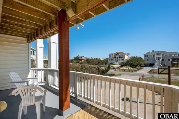 $1,575,000 | 1006 Whalehead Drive, Unit 40, Corolla, NC 27927