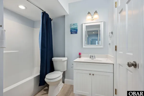 $1,575,000 | 1006 Whalehead Drive, Unit 40, Corolla, NC 27927