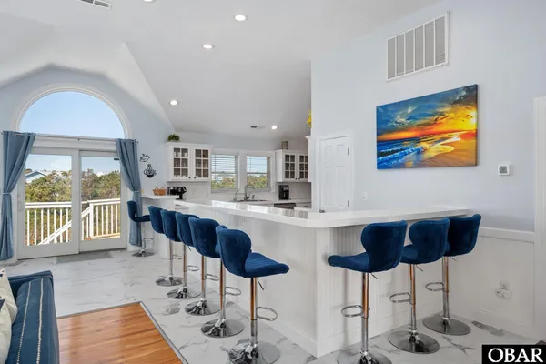 $1,575,000 | 1006 Whalehead Drive, Unit 40, Corolla, NC 27927