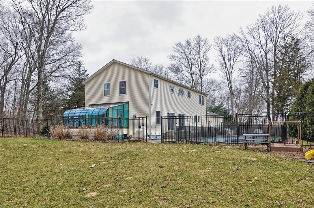 2137 Mendon Road Cumberland, RI 02864 - Photo 39 of 40