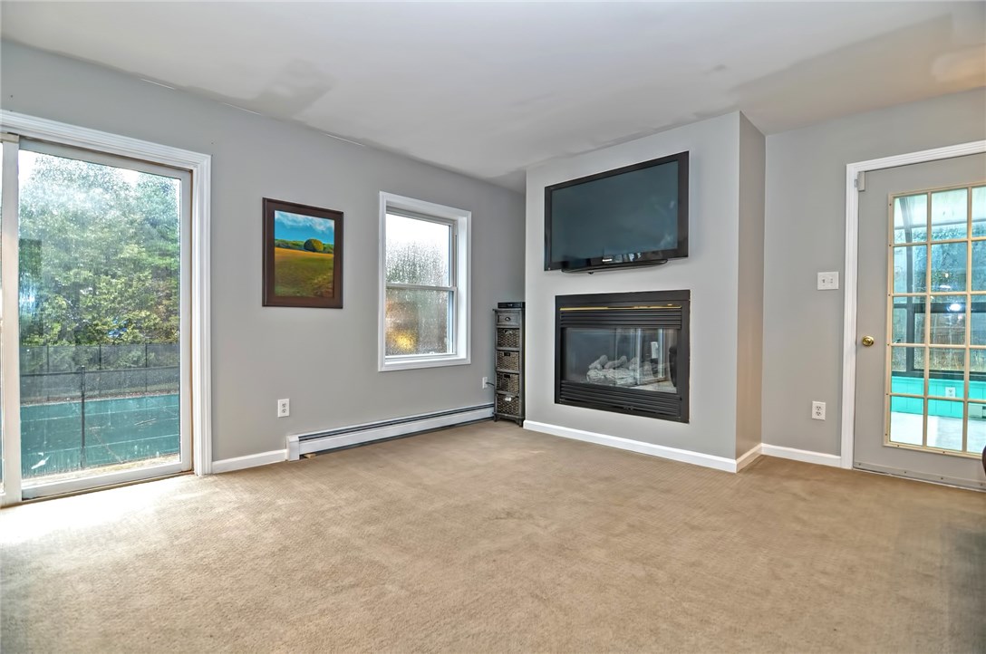 2137 Mendon Road Cumberland, RI 02864 - Photo 8 of 40