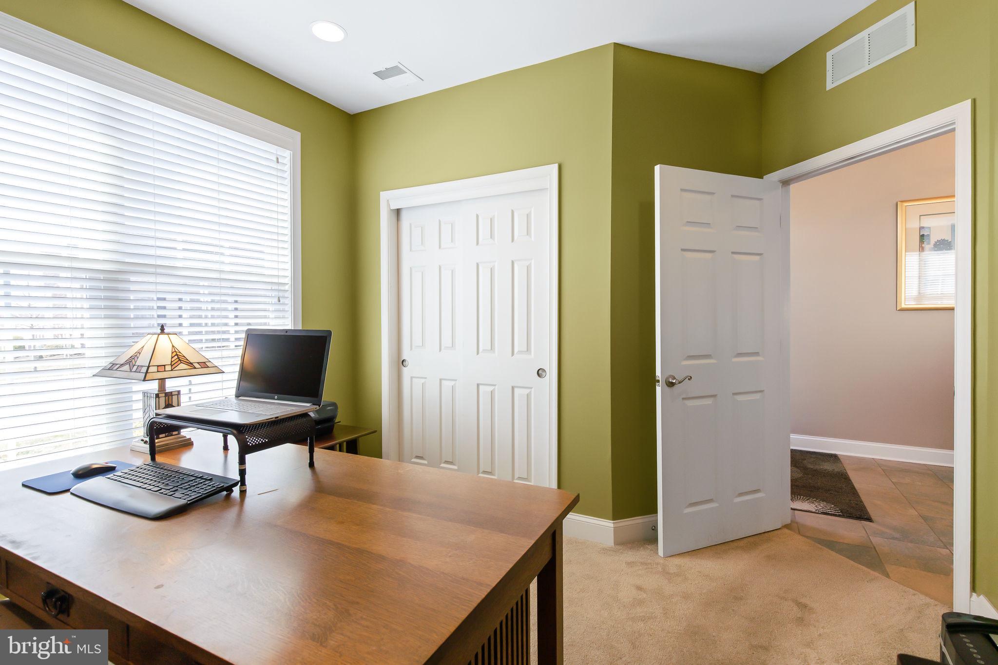 458 Allegiance Drive Lititz, PA 17543 - Photo 3 of 40