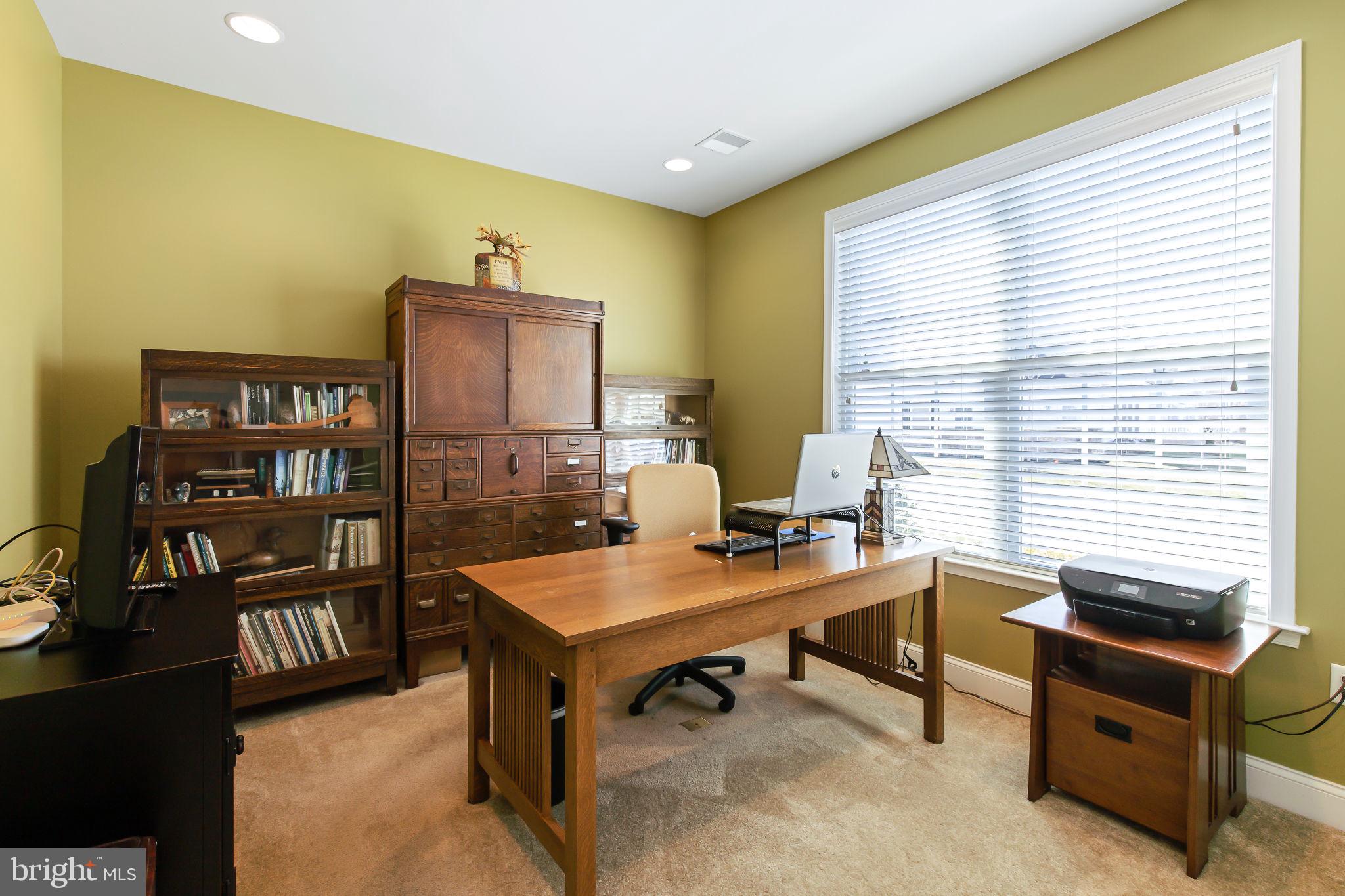 458 Allegiance Drive Lititz, PA 17543 - Photo 4 of 40