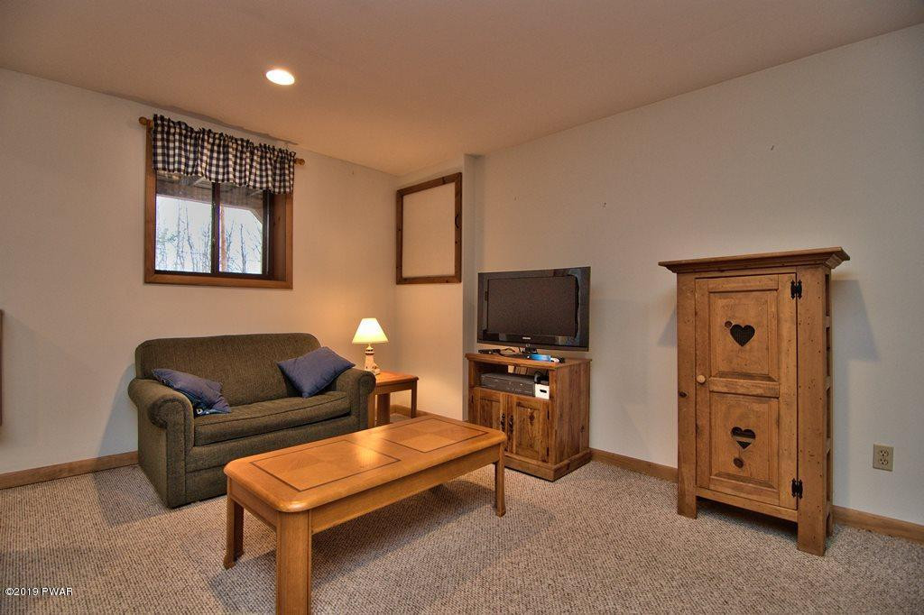 4338 Wedge Road Lake Ariel, PA 18436 - Photo 30 of 91